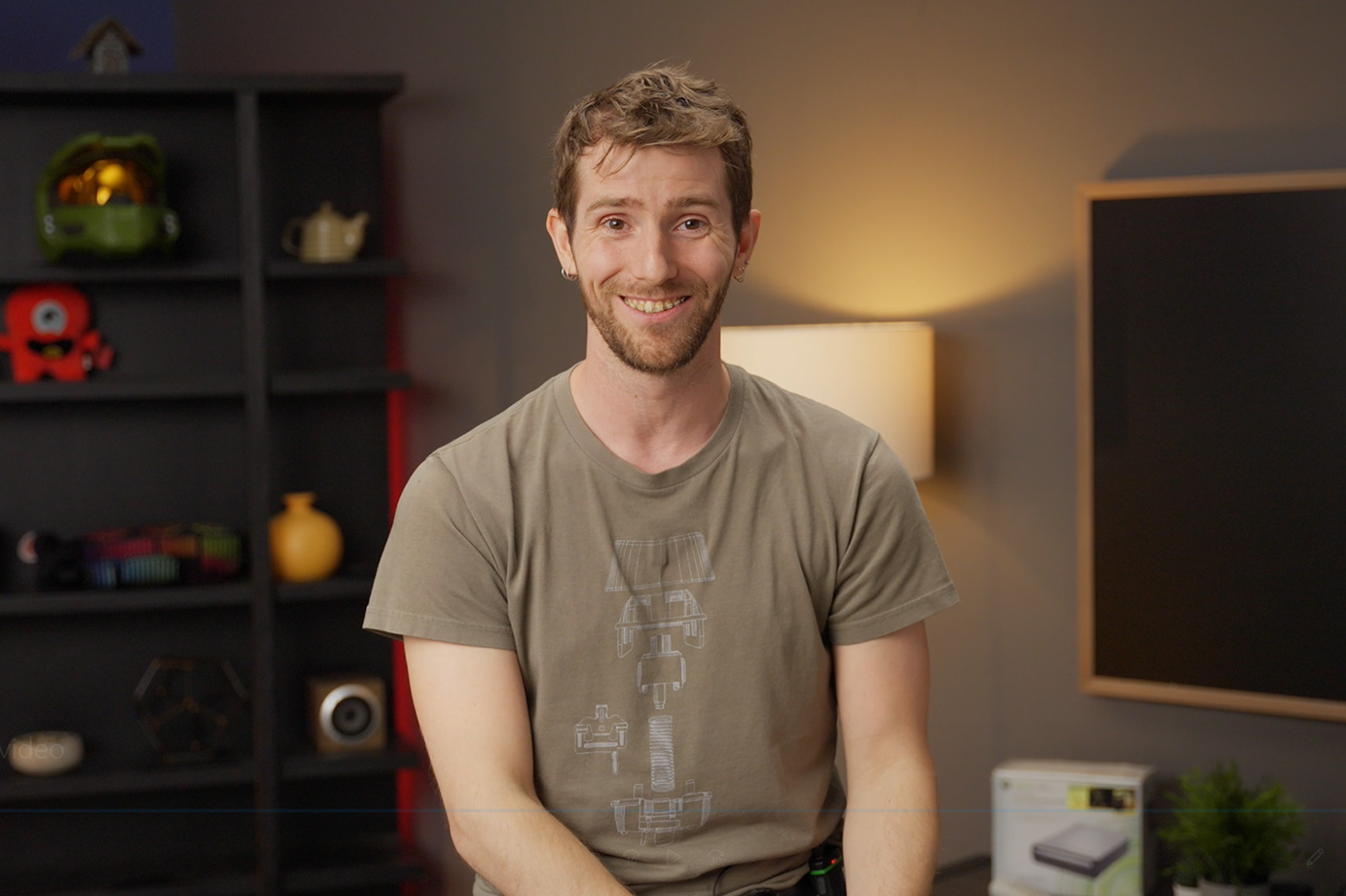 Linus Media Group recieves GL.iNet Brand Impact Award