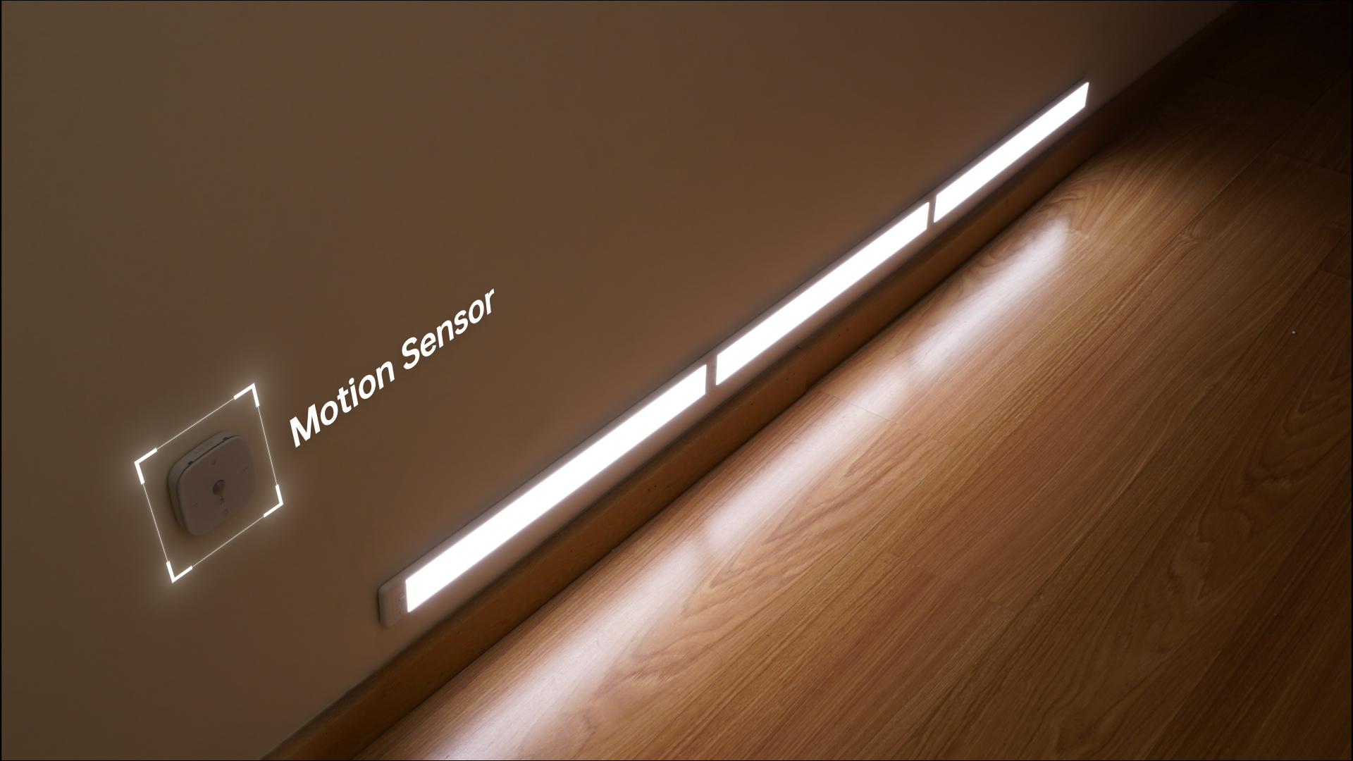 Lafaer Sense+ Motion Control in the hallway for automatic lighting